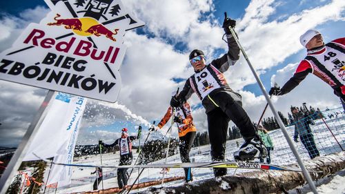 ANDRZEJ PRADZIAD I ANNA MĄKA WYGRYWAJĄ RED BULL BIEG ZBÓJNIKÓW